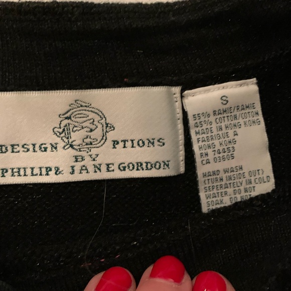 COPY - Design Options by Philip & Jane Gordon….Christmas festive sweater….EUC!! - Picture 2 of 6